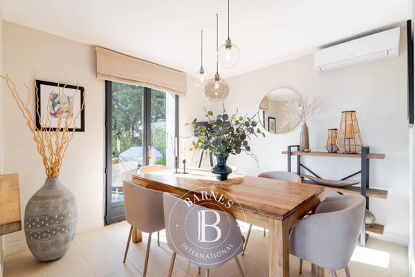 Bagnols-en-Forêt, Maison 3 Chambres -  130 m² à vendre