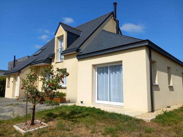 Maison CONTEMPORAINE 121 m2 AVEC VIE DE PLAIN PIED LANNION (22)