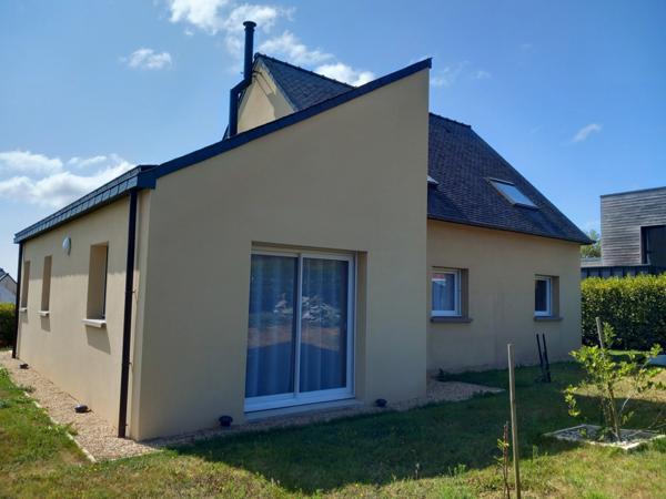 Maison CONTEMPORAINE 121 m2 AVEC VIE DE PLAIN PIED LANNION (22)