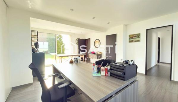 Ferme de prestige avec piscine - Gros potentiel