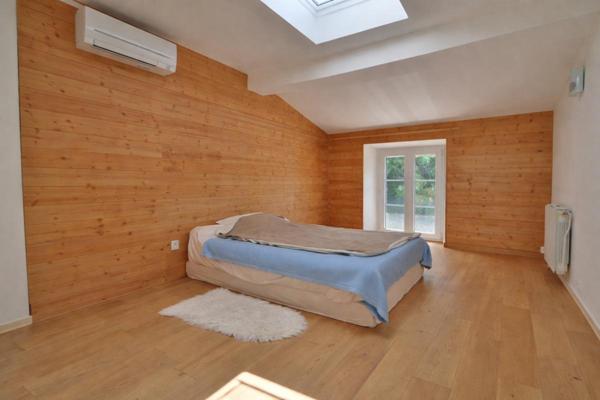 Maison Moux 8 pièce(s) 182 m2