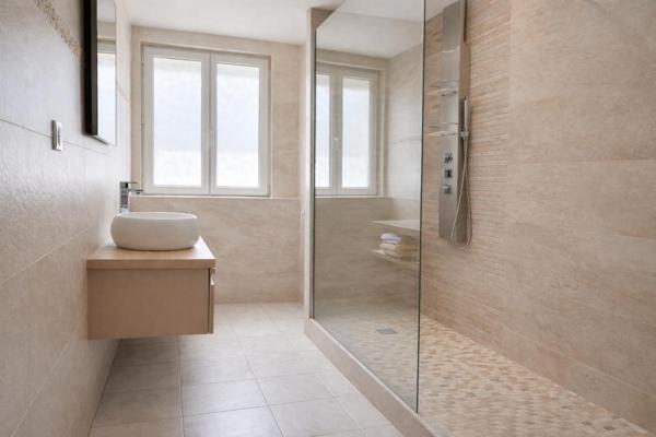 Maison Moux 8 pièce(s) 182 m2