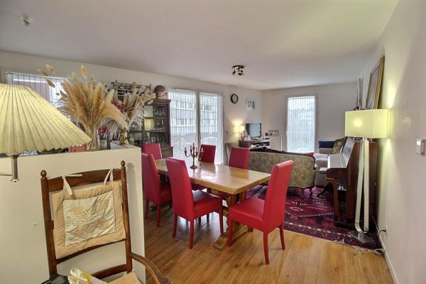 Appartement ( pièces de 88.28 m² à Massy proche ligne 18