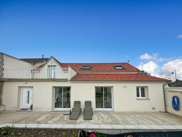 Maison moderne 4 chambres Garage