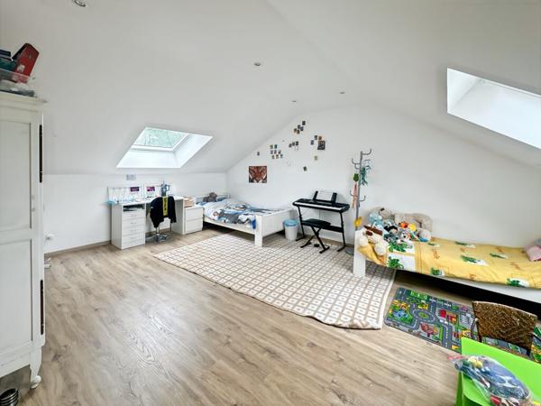 Maison moderne 4 chambres Garage