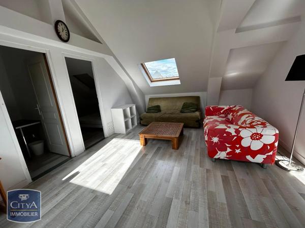 Appartement à louer 3 pièces 53.75m² Saint-Quentin (02100)