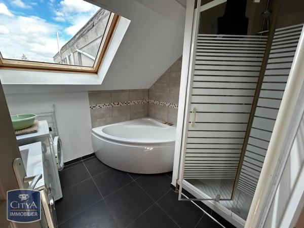 Appartement à louer 3 pièces 53.75m² Saint-Quentin (02100)