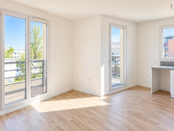 Appartement Corbeil-Essonnes 57.99 m²