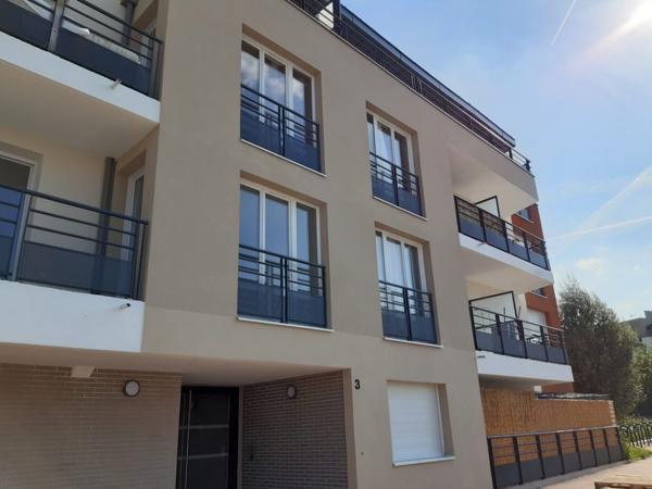Appartement Corbeil-Essonnes 57.99 m²