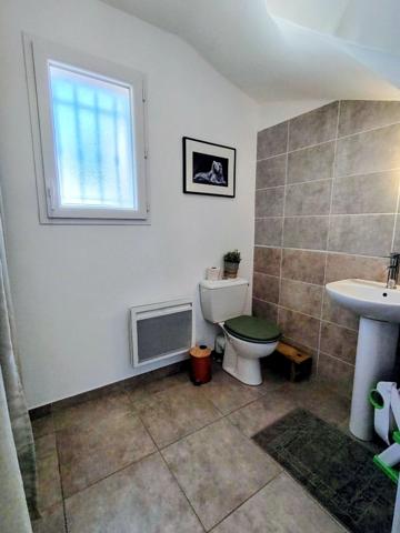 Pavillon récent 4 pièces àavec jardin à la Bastidonne