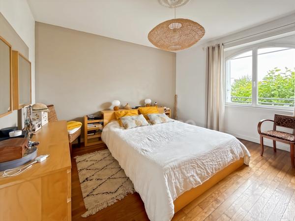 LE RELECQ-KERHUON – BELLE MAISON FAMILIALE DE 151 M² – 4 CHAMBRES – JARDIN – GARAGE