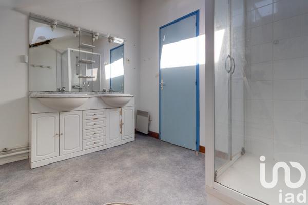 Maison 6 pièces de 115 m² à Saint-Léonard-de-Noblat (87400)