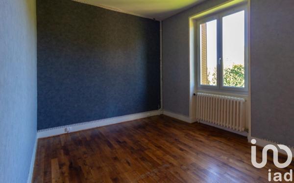 Maison 6 pièces de 115 m² à Saint-Léonard-de-Noblat (87400)