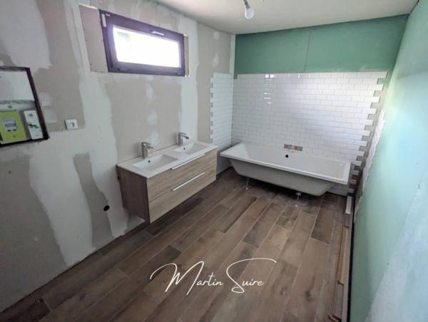 Maison à vendre 4 pièces de 180 m²