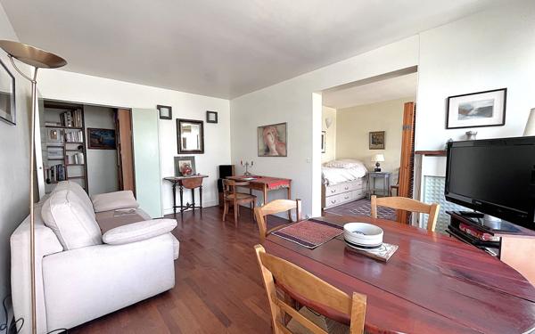 Appartement à vendre    2 pièces • 50,45 m2 Paris 13