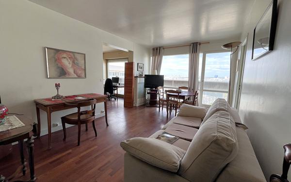 Appartement à vendre    2 pièces • 50,45 m2 Paris 13