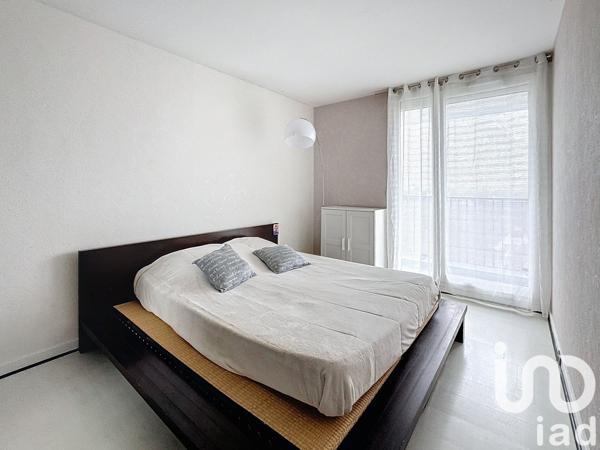 Appartement 3 pièces de 61 m² à Pontault-Combault (77340)