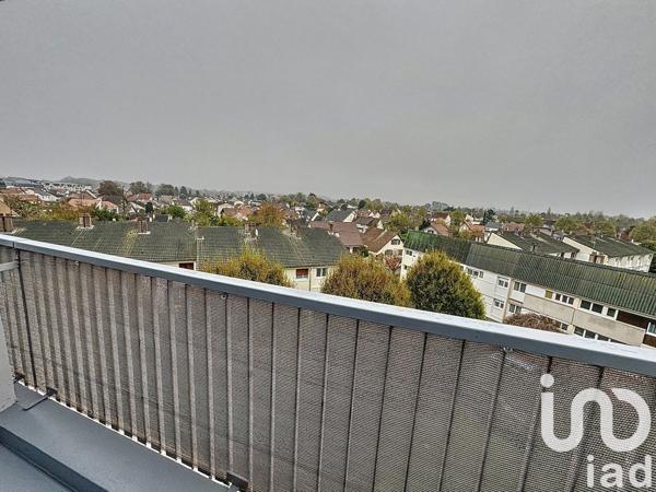 Appartement 3 pièces de 61 m² à Pontault-Combault (77340)