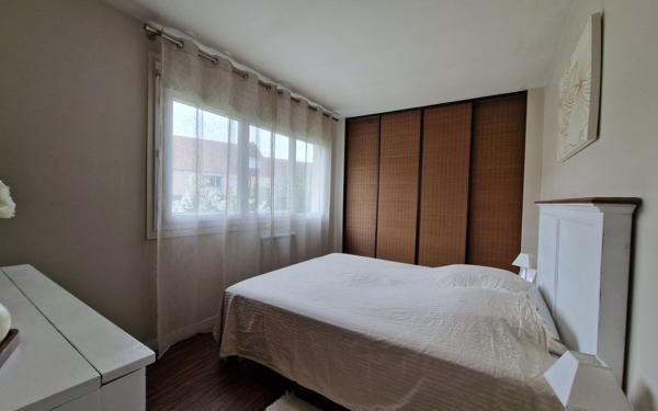 Maison à vendre    7 pièces •  Noiseau