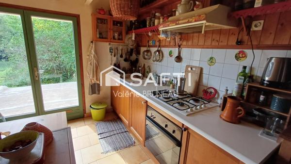 Longère 190m2 / jardin 7000m2 / 2 Garages/ grange