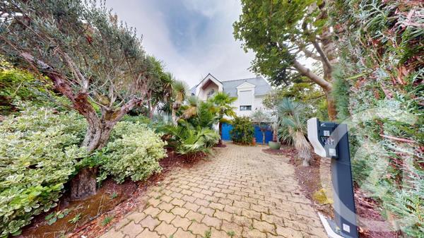 Maison à vendre  8 pièces - 190,76 m 2   ORVAULT  - 44