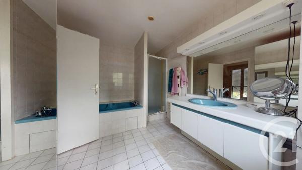 Maison à vendre  8 pièces - 190,76 m 2   ORVAULT  - 44