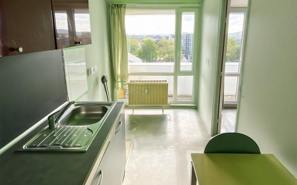 Appartement à vendre    1 pièce • 33 m2 Metz