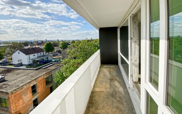 Appartement à vendre    1 pièce • 33 m2 Metz