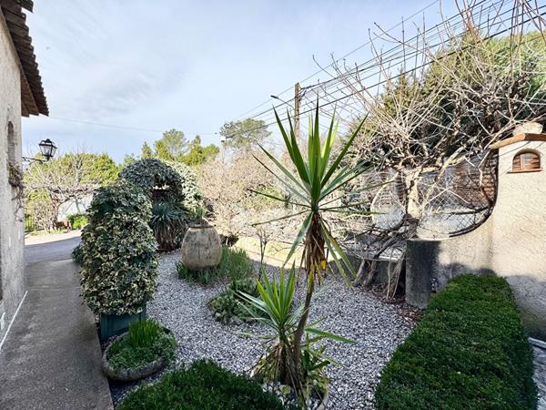 LOCATION 4 PIÈCES MEUBLE