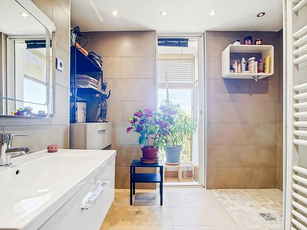A vendre Appartement T3 67 m2 Secteur Saint-Tronc 13010 Marseille
