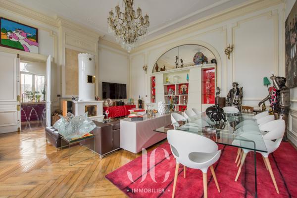 APPARTEMENT D'EXCEPTION AVEC JARDIN PRIVATIF – UNE ADRESSE CONFIDENTIELLE AU CHARME INTEMPOREL