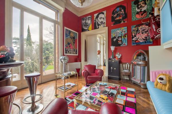 APPARTEMENT D'EXCEPTION AVEC JARDIN PRIVATIF – UNE ADRESSE CONFIDENTIELLE AU CHARME INTEMPOREL