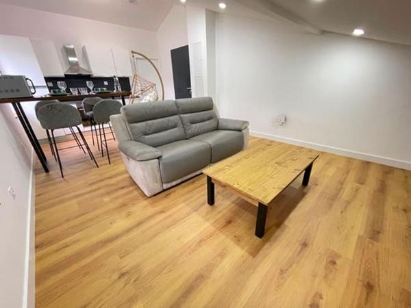 Appartement meublé 2 pièces à louer à Saint-Juéry - Parking Calme et Confort Moderne