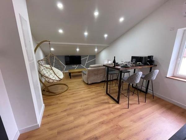 Appartement meublé 2 pièces à louer à Saint-Juéry - Parking Calme et Confort Moderne