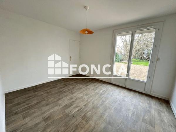 Location Appartement 2 pièces 69.95 m² - RUE JOSEPH CUSSONNEAU Angers 49100