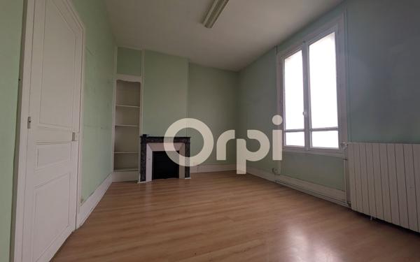 Maison à vendre    8 pièces • 180 m2 Soissons