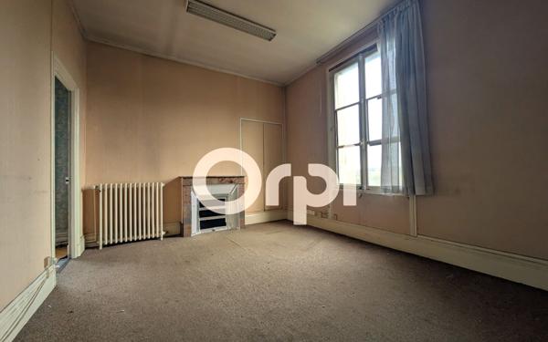 Maison à vendre    8 pièces • 180 m2 Soissons