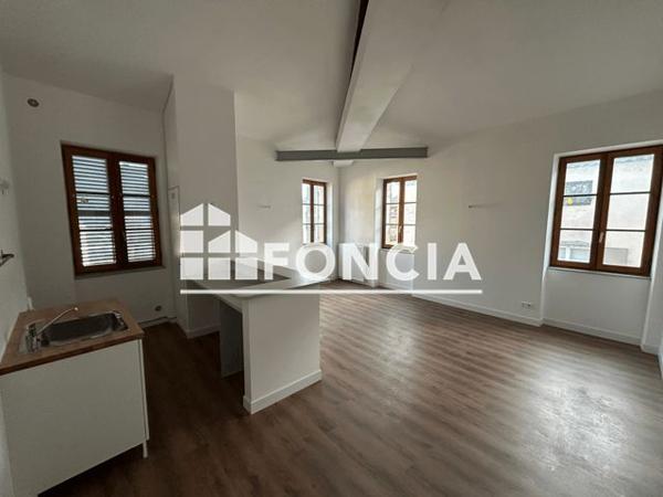 Location Appartement 3 pièces 62.18 m² - 61 RUE CHABRAN Cavaillon 84300