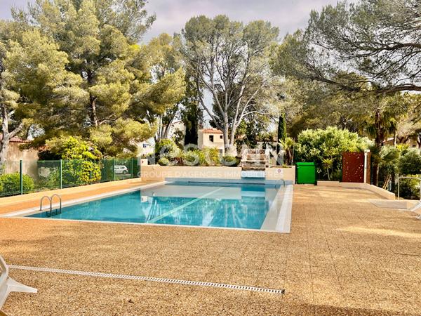 Appartement Saint Raphael 3 pièce(s) 74 m2 en rez de jardin residence avec piscine