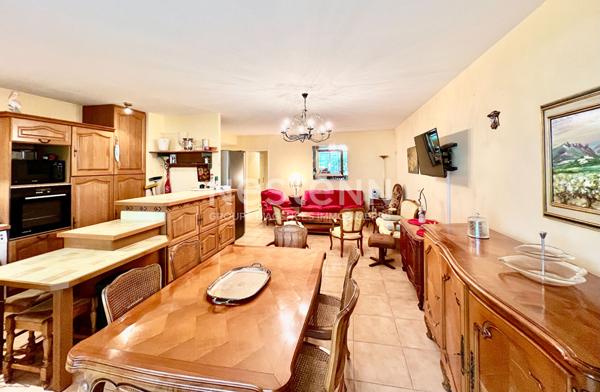 Appartement Saint Raphael 3 pièce(s) 74 m2 en rez de jardin residence avec piscine