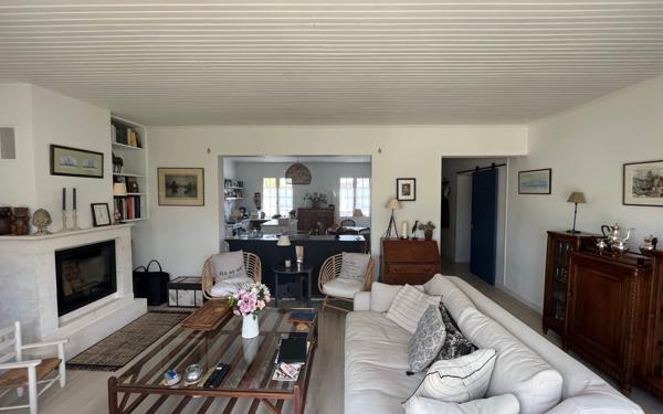 Maison à vendre    4 pièces •  Saint-Martin-de-Ré