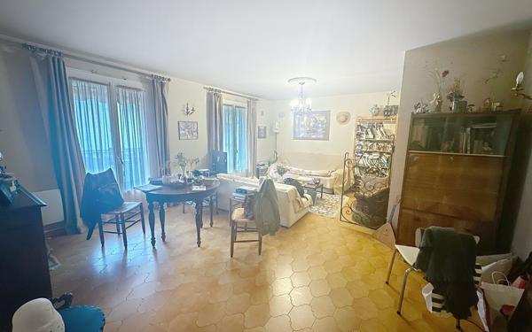 Appartement à vendre    2 pièces • 58 m2 Avignon