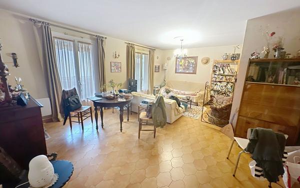 Appartement à vendre    2 pièces • 58 m2 Avignon