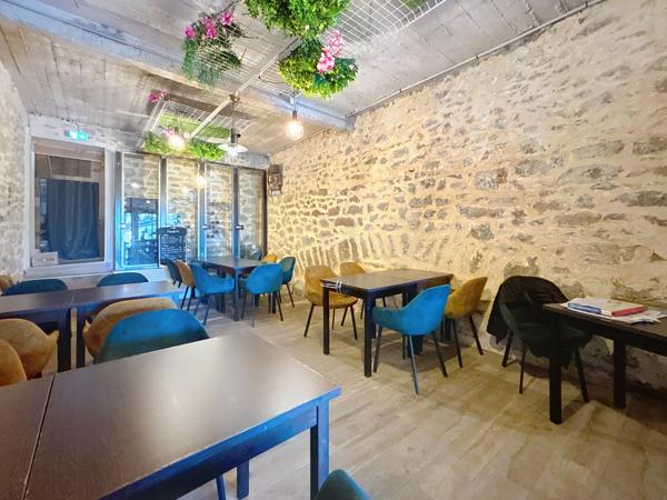 Moussac (30190) Local commercial restaurant à vendre La Calmette