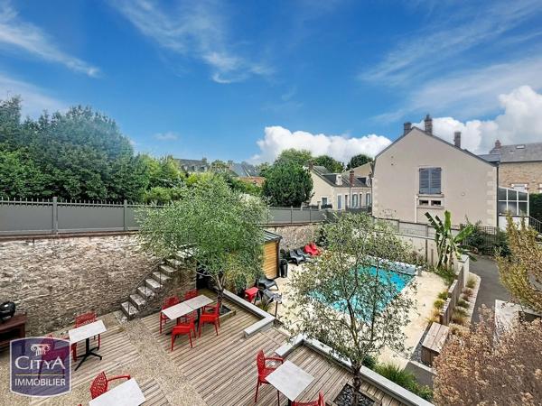 Maison à vendre 15 pièces 365m² Bourges (18000)