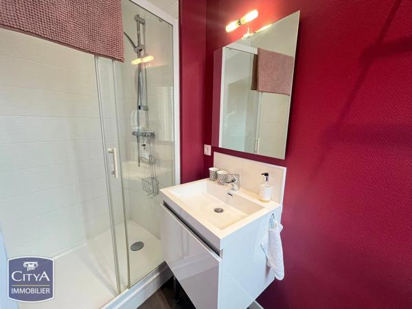 Maison à vendre 15 pièces 365m² Bourges (18000)