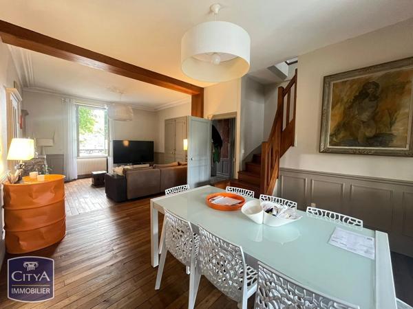 Maison à vendre 15 pièces 365m² Bourges (18000)