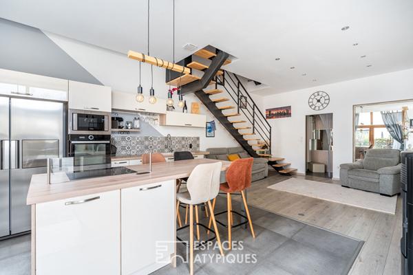 Appartement triplex de caractère au sein d’une copropriété historique