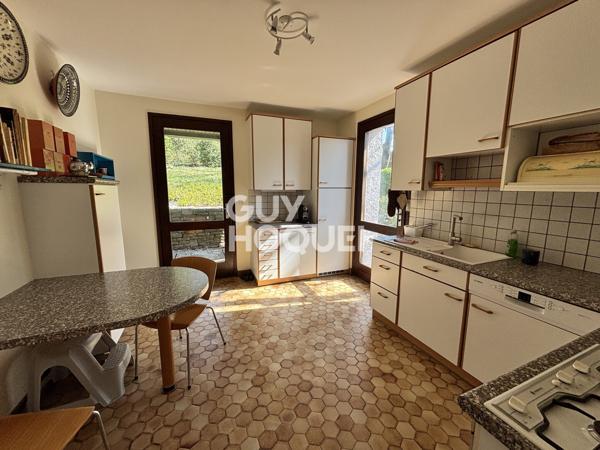 MAISON À VENDRE DE 6 PIÈCES DE 167,00 M²
