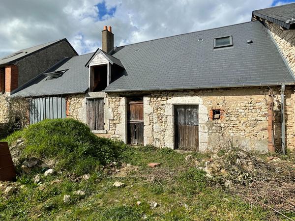 Marolles - Longère de 140 m² à rénover avec grange - 378 m² de terrain
